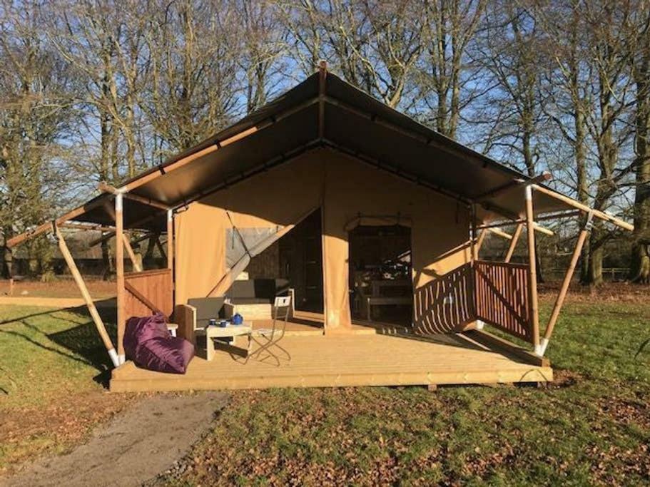 Lapwing Safari Tent Τσέλτενχαμ Εξωτερικό φωτογραφία